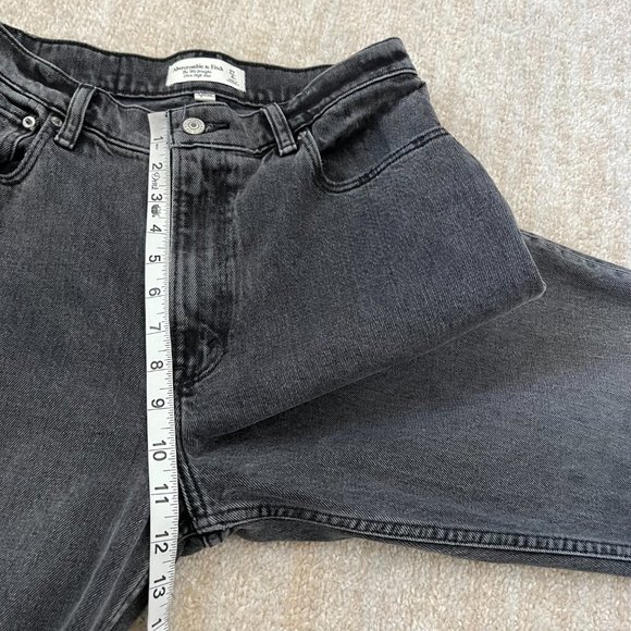 Abercrombie & Fitch The 90s Straight Ultra High Rise Jeans 27 / 4 - Picture 6 of 10